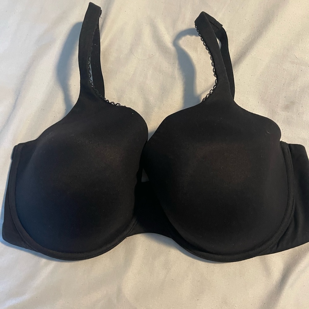 Victoria’s Secret Body By Victoria perfect coverage